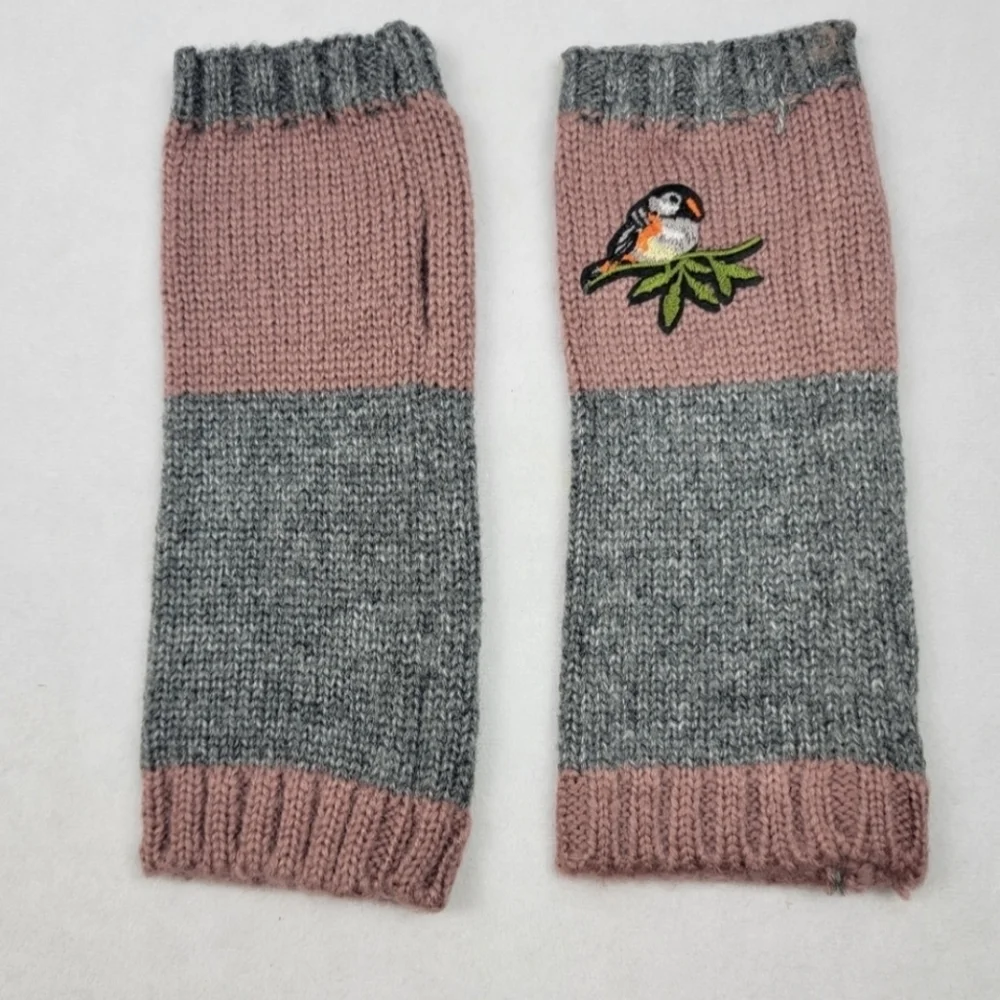 Knitted Pink Gray birdie embroidered cotton fingerless winter gloves (#1,045)(C)